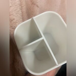 Light up makeup organizer / storage / toothbrush holder